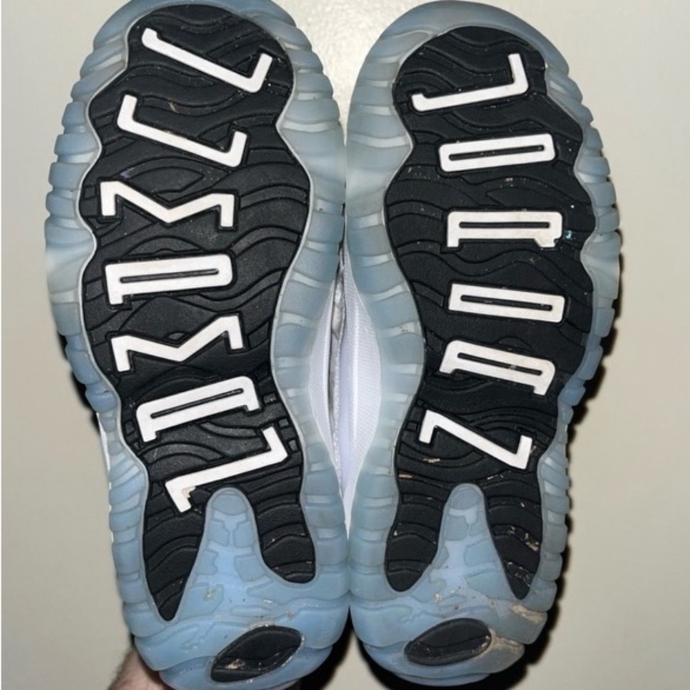 Air Jordan 11 Retro Legend Blue - Picture 7 of 7